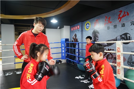 教练指导学员5