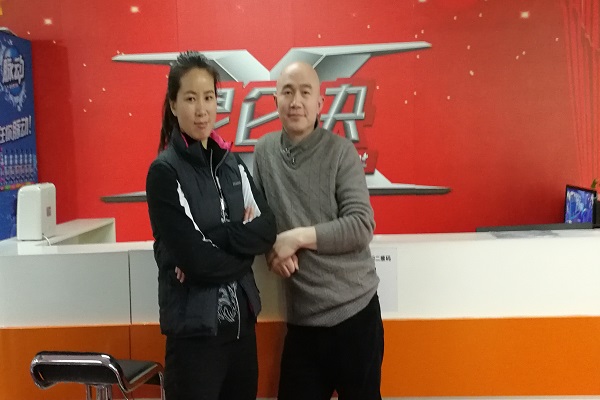 馆长在昆仑决